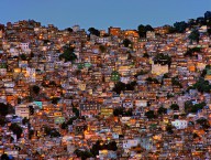 14383393 nightfall-in-the-favela-da-rocinha-adelino-alves