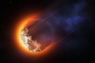 17359932 burning-asteroid-entering-the-atmoshere-johan-swanepoel
